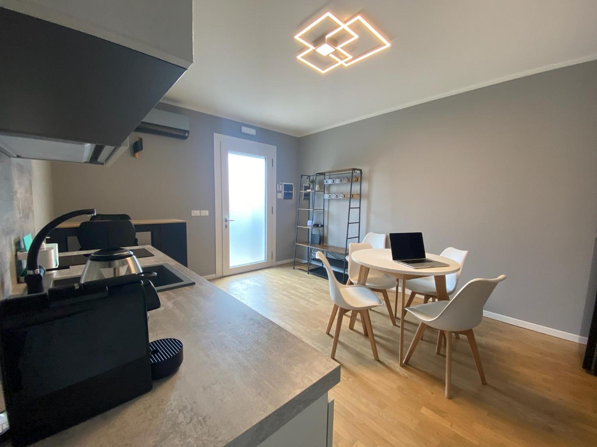 Apartamento Zen House Gradisca dʼIsonzo Exterior foto