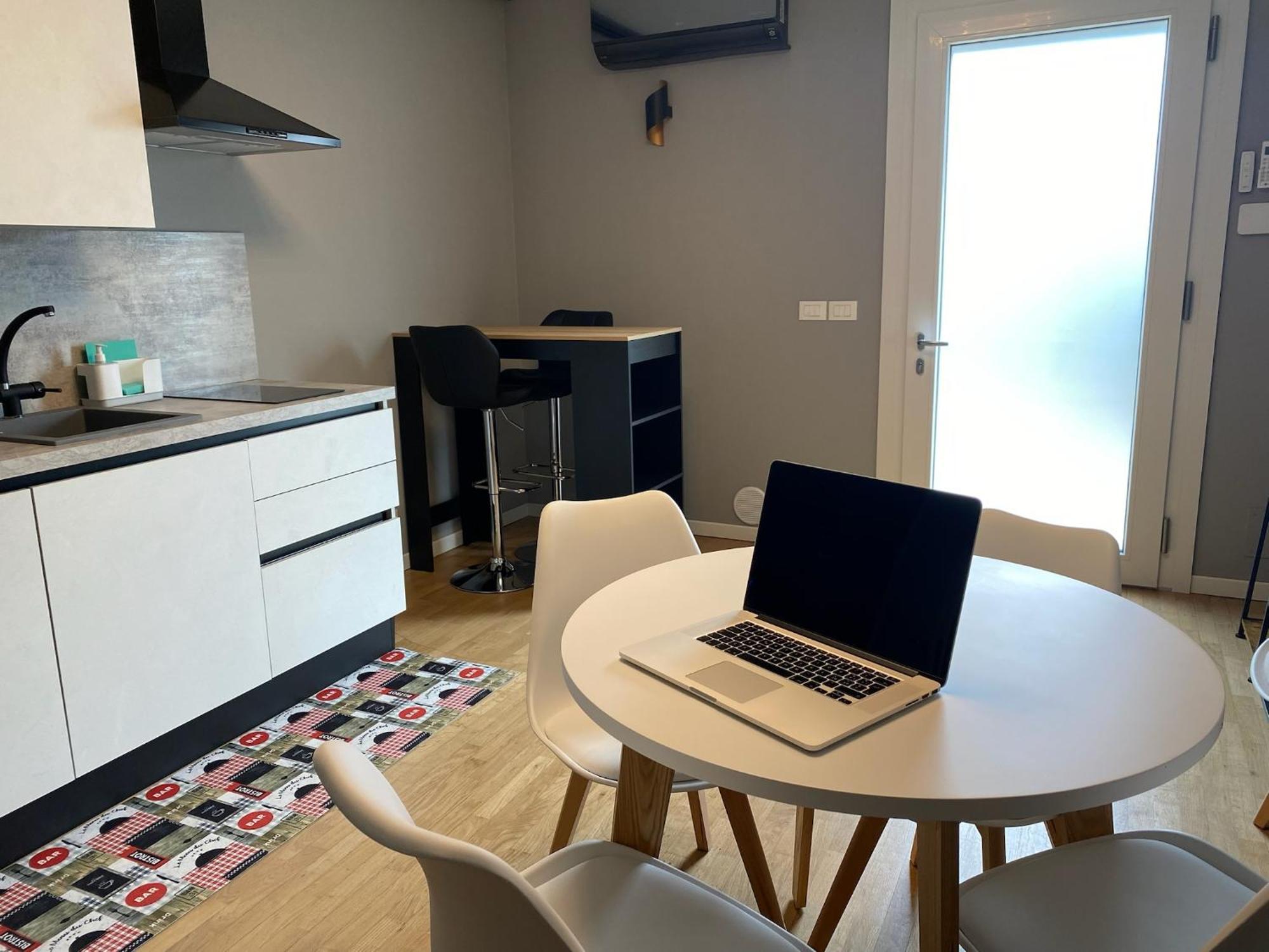 Apartamento Zen House Gradisca dʼIsonzo Exterior foto
